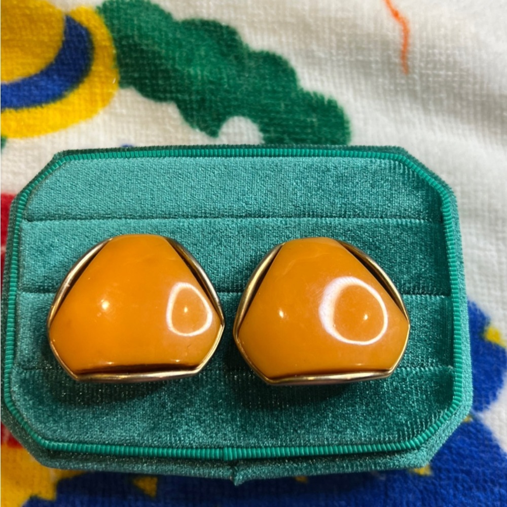 Vintage Butterscotch Bakelite Clip on Earrings